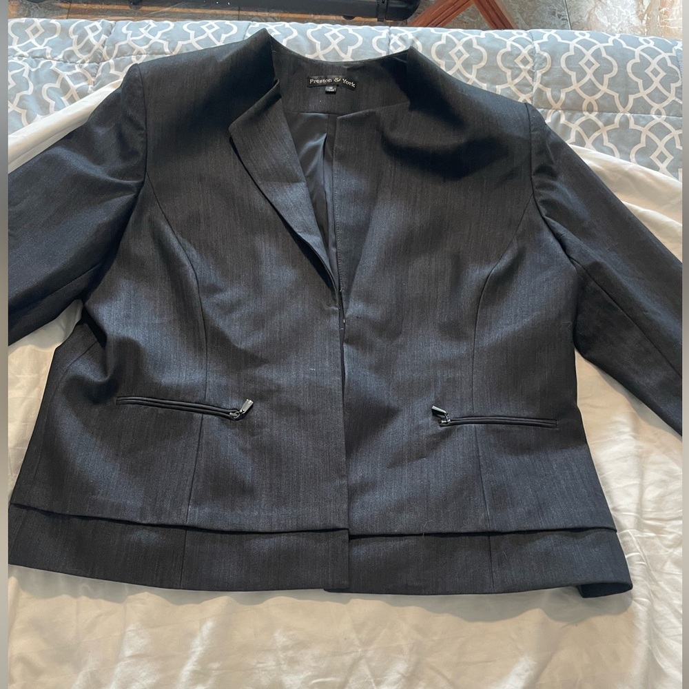 Preston & York Gray Blazer with Structured Shoulders